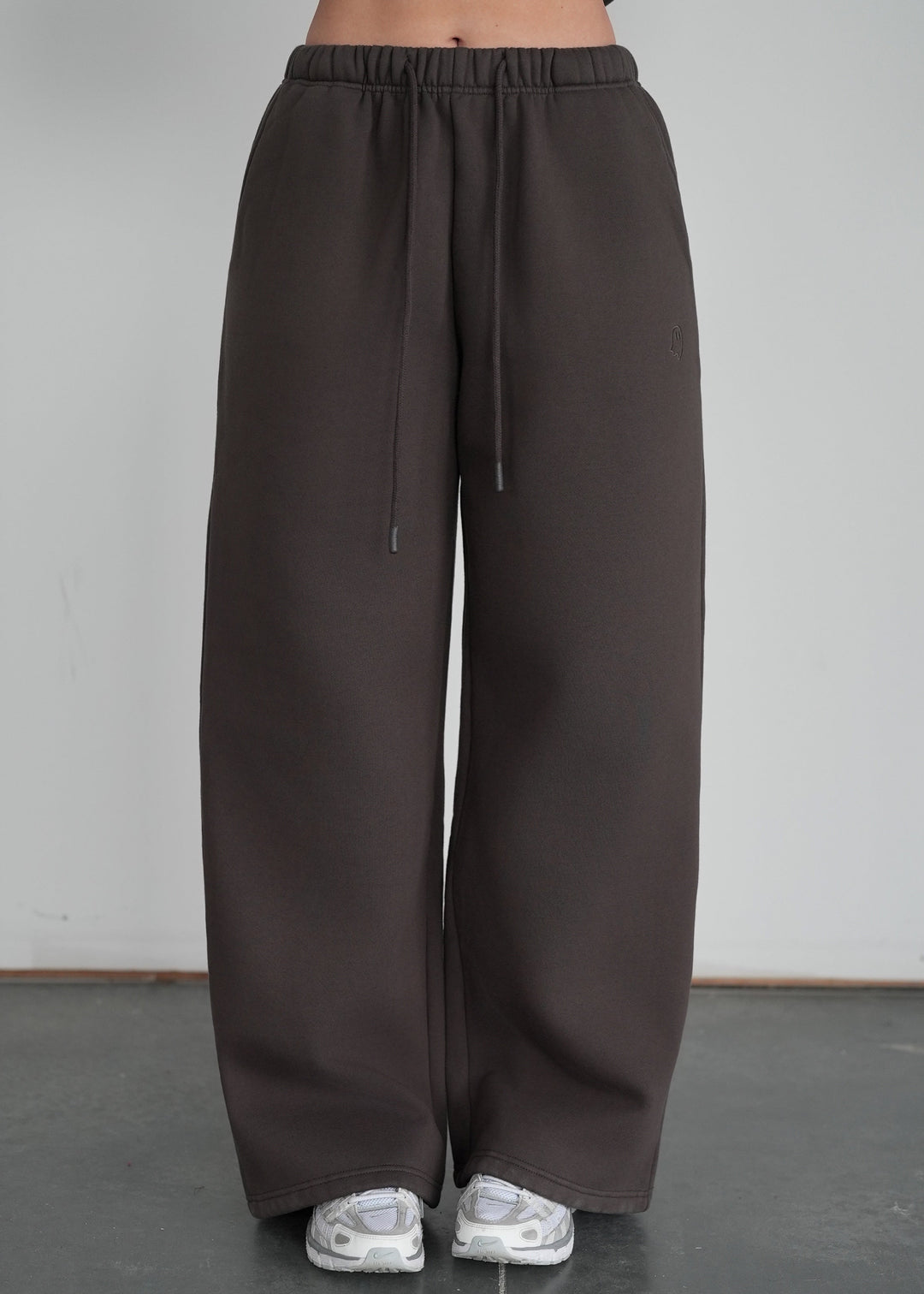 Baggy Heavyweight Sweats — Truffle