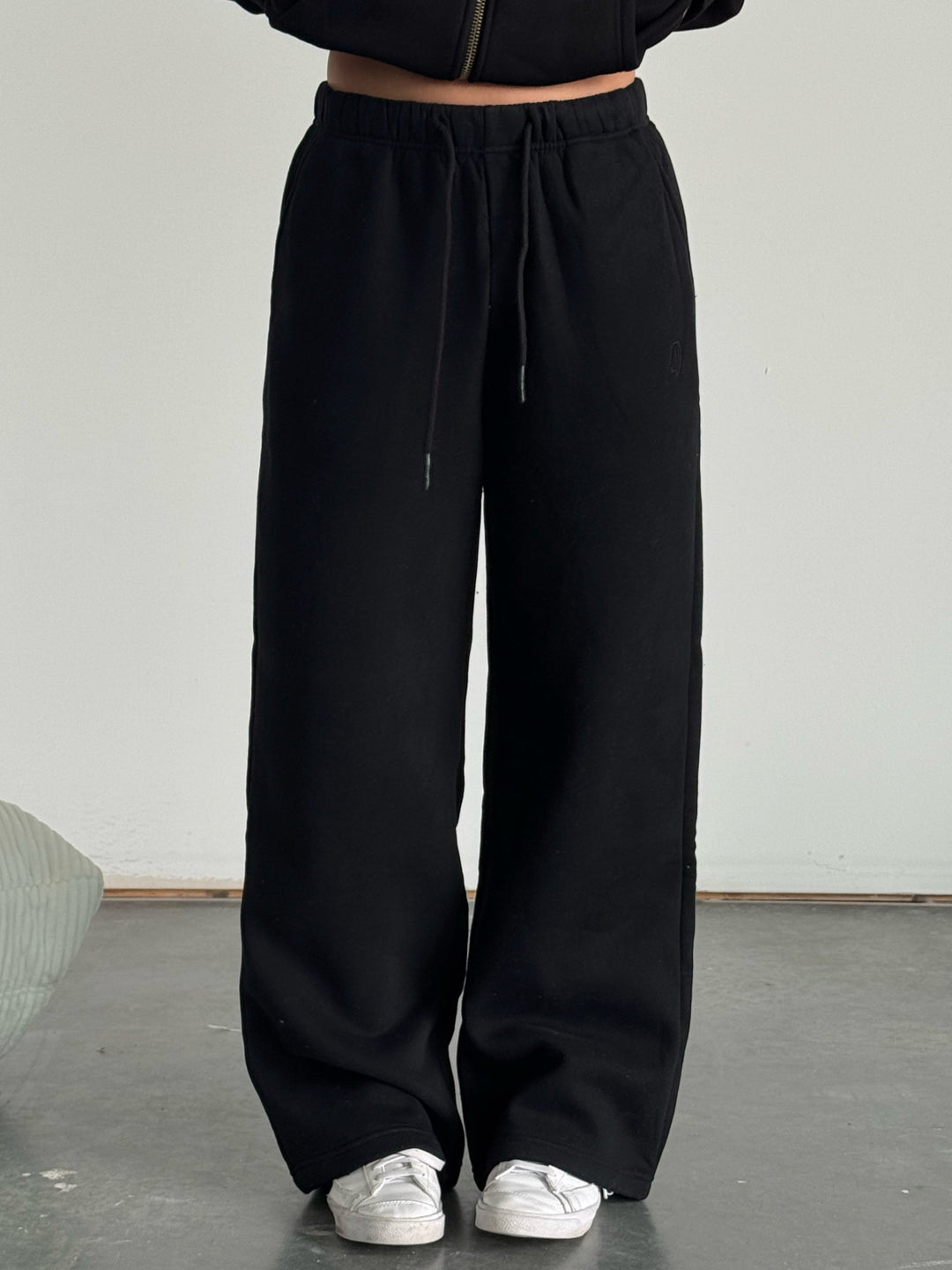 Baggy Heavyweight Sweats — Black - Cozy Ghost