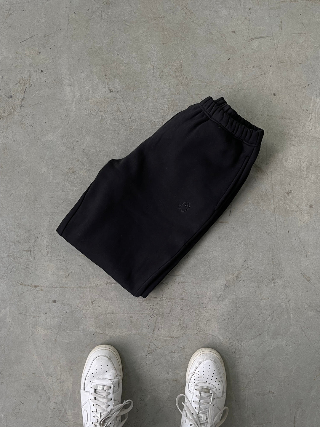 (Cuffed) Heavyweight Sweats — Black - Cozy Ghost