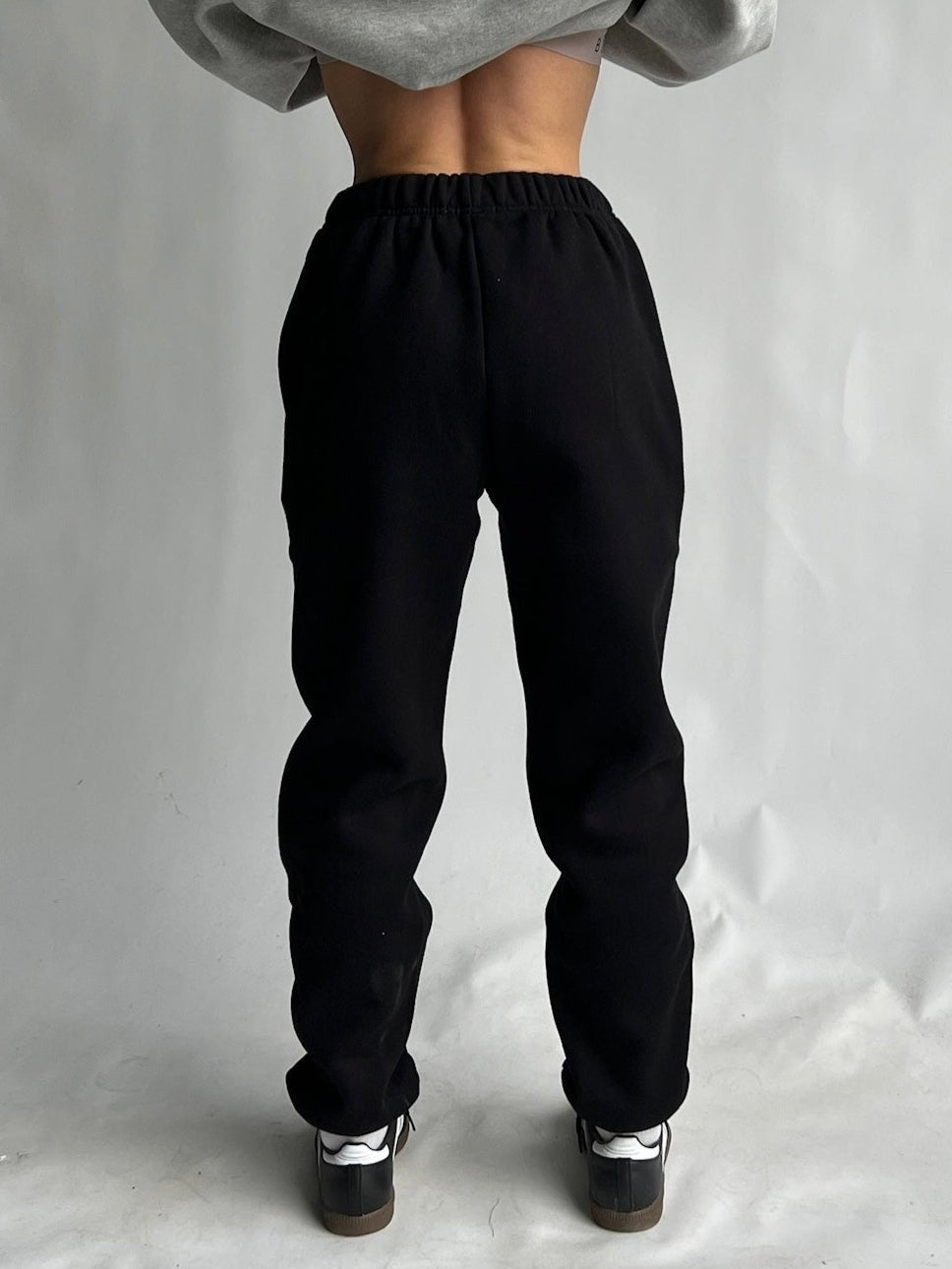 (Cuffed) Heavyweight Sweats — Black - Cozy Ghost